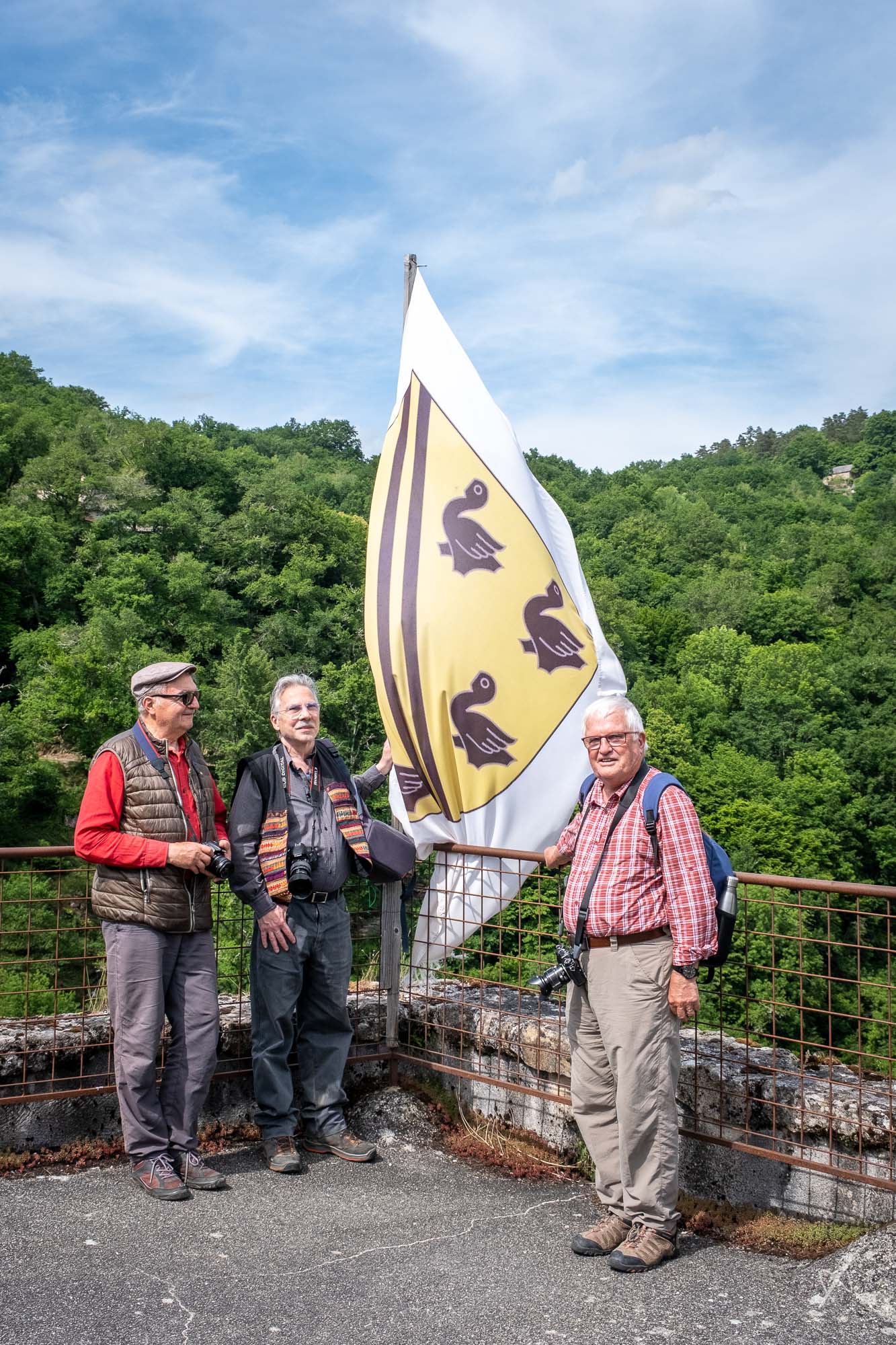 dk DSCF6824 20250528 tours de merle